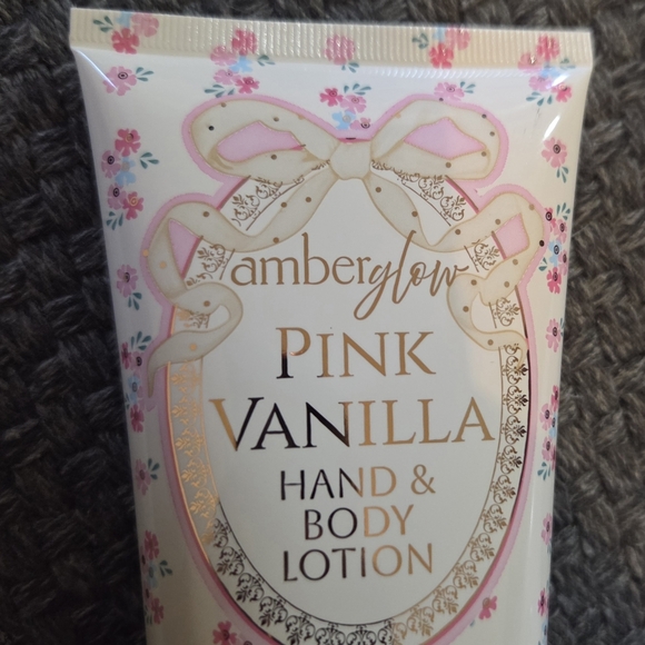 Amber Glow Hand & Body Lotion Set-3pcs - Picture 5 of 10